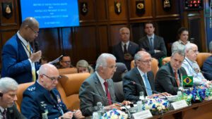 Ministro José Mucio reforça cooperação em defesa durante missão oficial na Índia