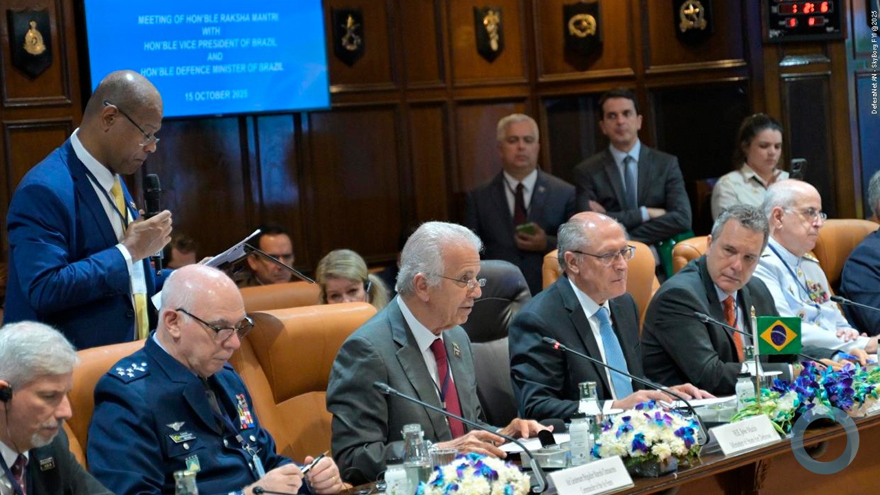 Ministro José Mucio reforça cooperação em defesa durante missão oficial na Índia