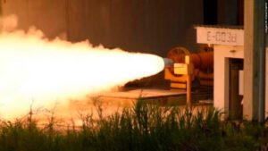 IAE realiza com sucesso ensaio operacional do motor foguete suborbital