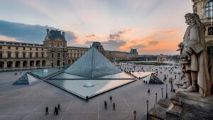 O escândalo da senha do Louvre e o colapso do básico: por que o mundo ainda não aprendeu a se proteger online?