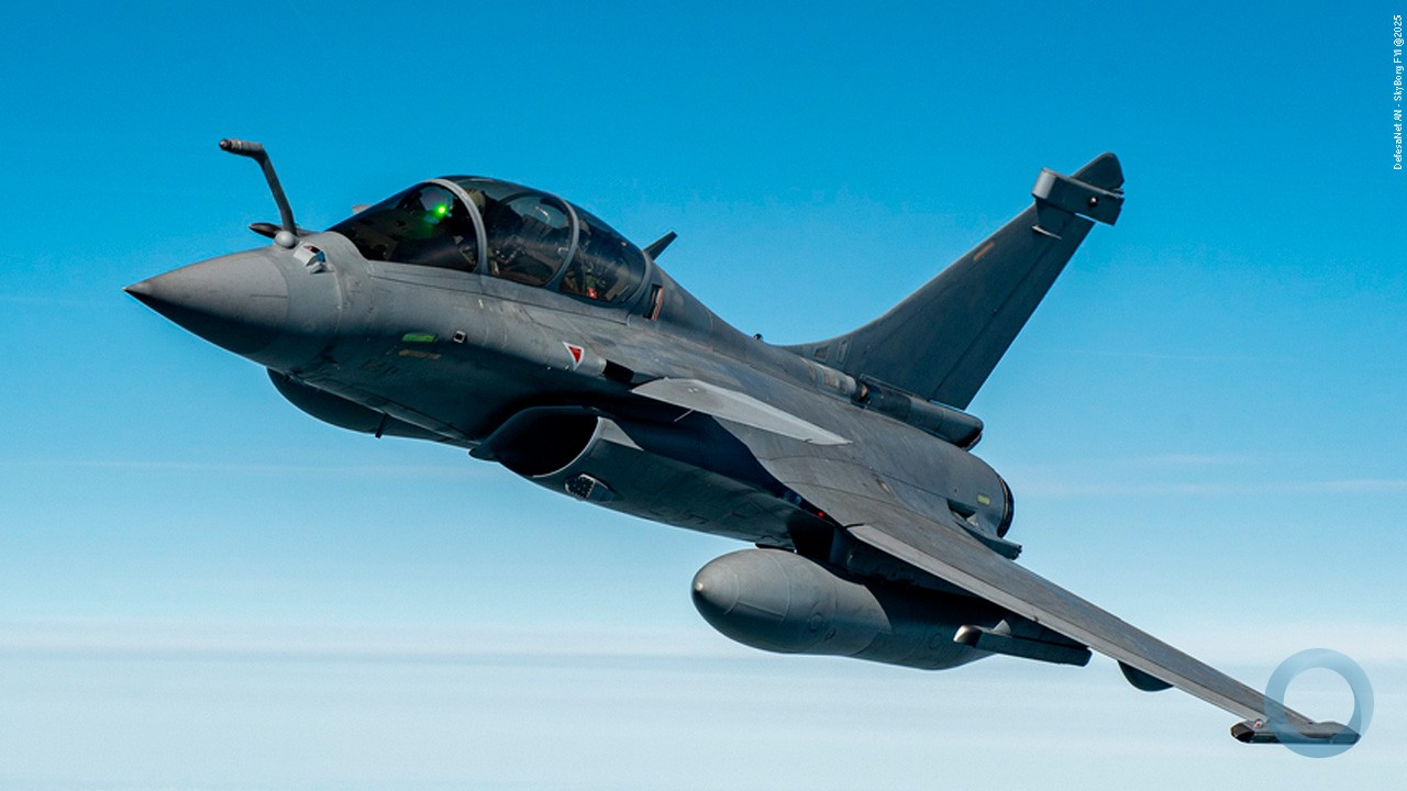 Ucrânia Assina Carta de Intenções para Aquisição de Até 100 Caças Rafale da França