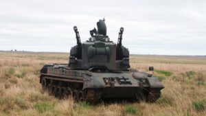 Emprego da viatura blindade de combate Gepard 1A2 na Operação Punhos de Aço 2025: desafios do tiro sem a aquisição pelo radar