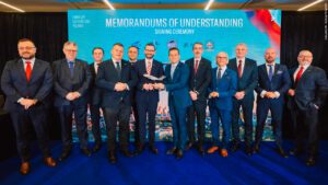 Embraer e Polska Grupa Zbrojeniowa S.A. assinam cinco memorandos de entendimento para fortalecer a cooperação estratégica no setor de defesa e aeroespacial da Polônia