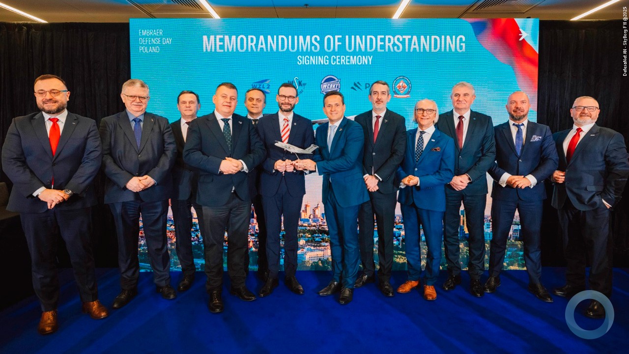 Embraer e Polska Grupa Zbrojeniowa S.A. assinam cinco memorandos de entendimento para fortalecer a cooperação estratégica no setor de defesa e aeroespacial da Polônia