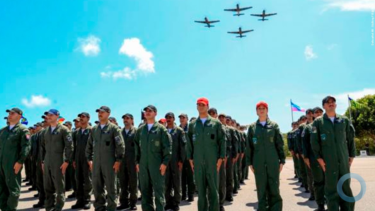 Força Aérea encerra PESOP 2025 e forma 107 novos pilotos de combate