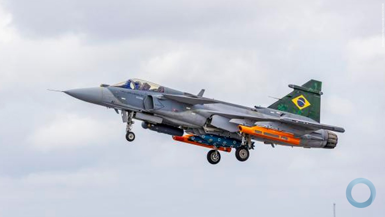 FAB e SAAB testam a capacidade do F-39 Gripen de lançar bombas