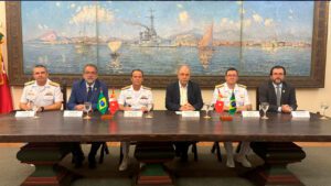 Marinha e Taurus celebram parceria, com apoio do BNDES, para o desenvolvimento de armamento e drones para os Fuzileiros Navais