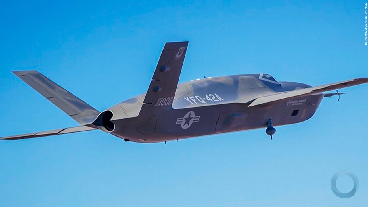 YFQ-42 é escolhido pelo USMC para testar integração com caças tripulados no programa MUX TACAIR