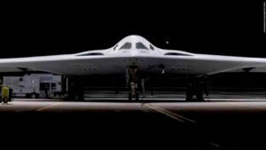 B-21 Raider: aceleração da produção consolida iirada estratégica dos EUA na dissuasão global