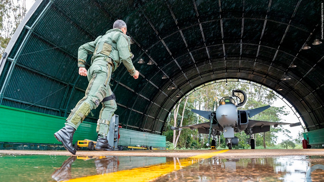 F-39 Gripen é empregado, pela primeira vez, em Alerta de Defesa Aérea