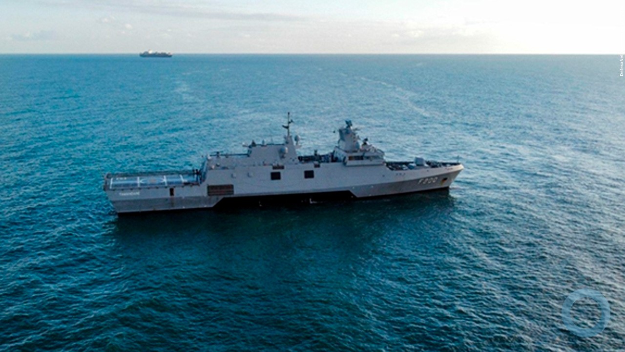 Fragata Tamandaré recebe certificação estatutária e avança para etapa operacional