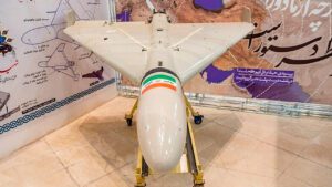 Shahed em combate: a economia da saturação e o desgaste da defesa aérea no Oriente Médio