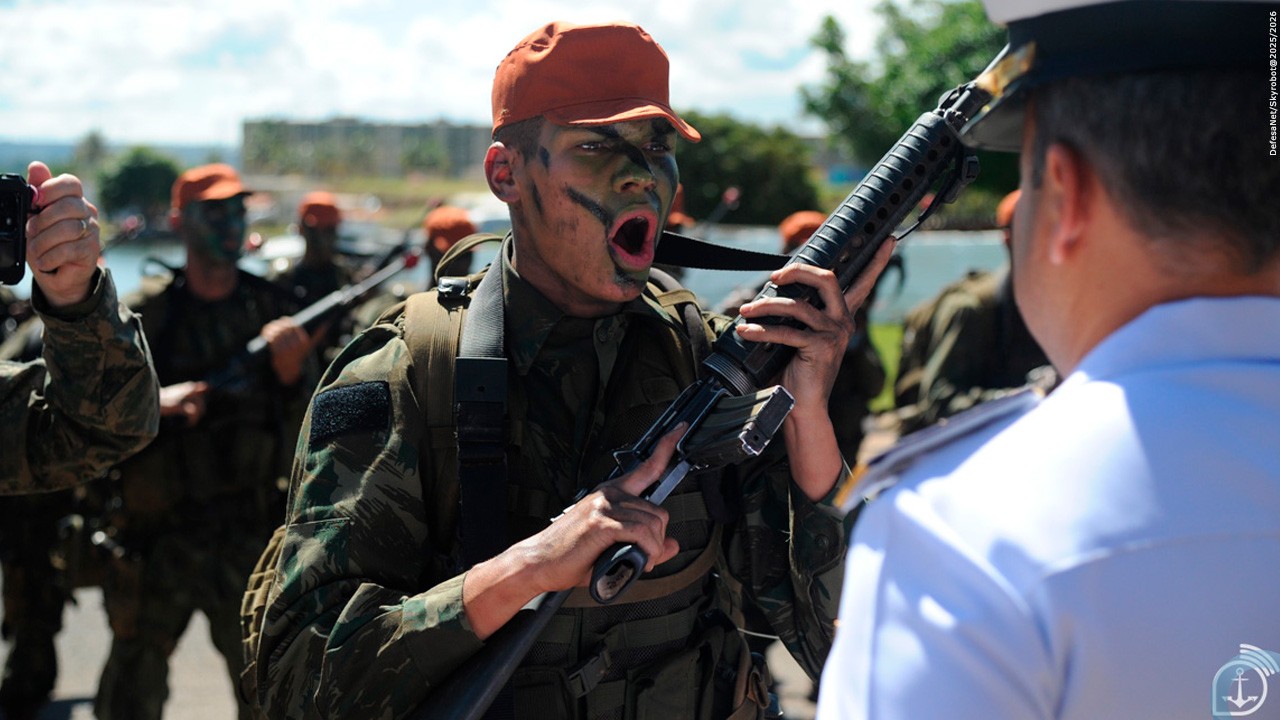Carcarás do Cerrado: Marinha forma nova turma em estágio de alta exigência operacional
