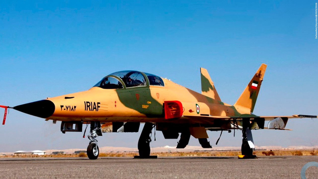 Saeqeh 2 e a adaptação iraniana do F-5
