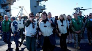 Milei a bordo do USS Nimitz: sinalização estratégica e reposicionamento da Argentina no Atlântico Sul