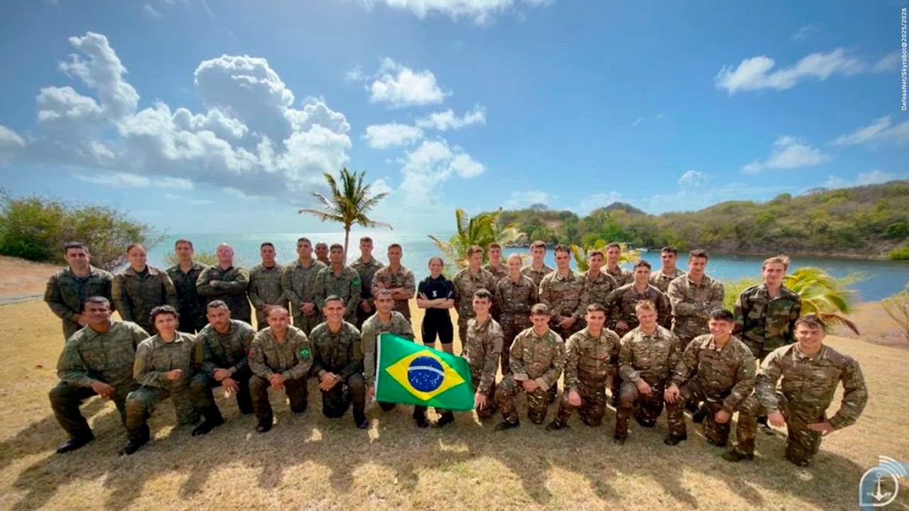 Fuzileiros Navais participam de treinamento com a Marinha Nacional da França no Caribe