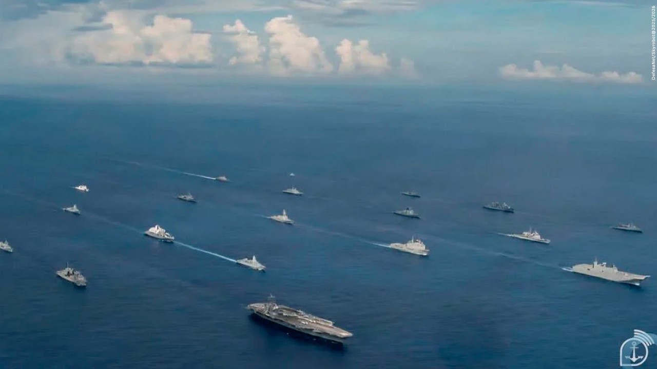 Fragata “Independência” encerra participação na FLEETEX 250 e reforça o papel da Marinha do Brasil em operações multinacionais